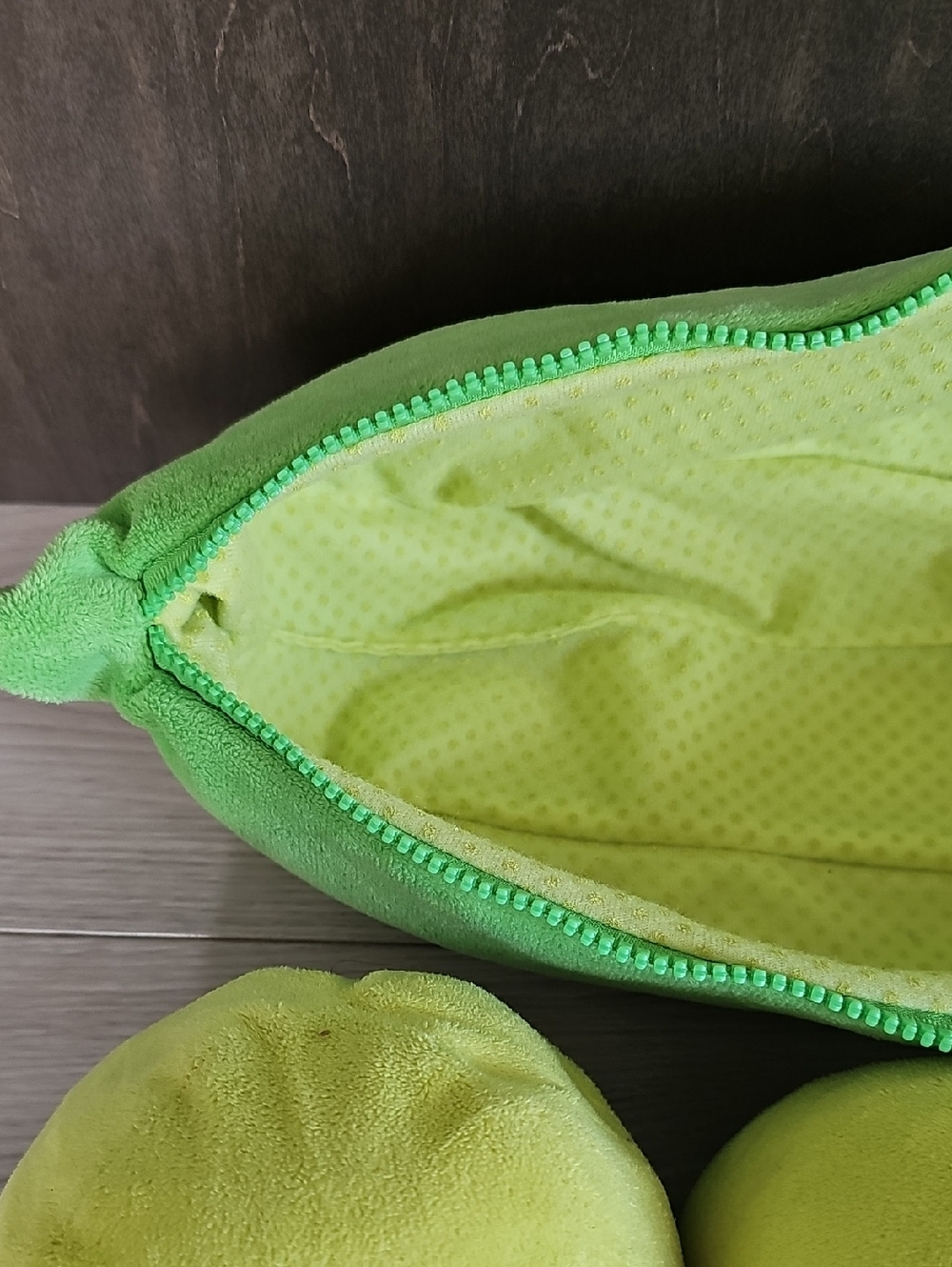 Disney Toy Story 3, Peas In A Pod Plush - Picture 6 of 11